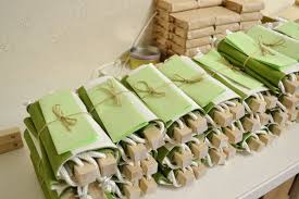 Компания адверти предлагает сувенирную продукцию с логотипом, рекламные бизнес сувениры корпоративные подарки оптом и в розницу. Chto Podarit Stroitelyu Na Professionalnyj Prazdnik Ili Den Rozhdeniya Prosto O Tehnologiyah