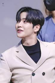 If the post is funny I'm gonna laugh, who it's about got nothing to do with  me