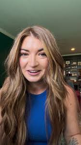 I sat down for a chat with Wade Bowen prior to the release of his album  'Somewhere Between the Secret and the Truth' which is incidentally out  today.