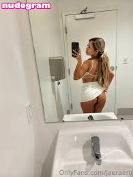 Jaelynn Roman  jaelynn.r12  jaeroman Гола изтичане OnlyFans снимка 37 -  Nudogram v2.1