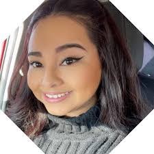 Erika Chaparro's Instagram, Twitter & Facebook