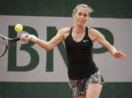 Z kvalifikace se nepodařilo postoupit barboře krejčíkové. Galerie Tenistka Koukalova A Moderator Suchon V Mexiku Je To Tady Strasny Foto 17 Isport Cz
