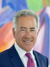 Nitzan Mintz and Dede Bandaid: Making people look twice