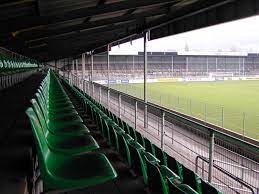 The football club sc brühl play in the 1. Das Stadion Atmete Zehn Jahre Wehmut Nach Dem Auszug Des Fc St Gallen Aus Dem Espenmoos