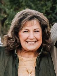 Lewis, Sharon (nee Pisarek)