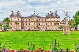 Paris Franca 08 De Dezembro De 2016 Palacio E Parque Do Luxemburgo Em Paris O Jardin Du Luxembourg Um Dos Mais Belos Jardins De Paris Franca Fotos Retratos Imagenes Y Fotografia