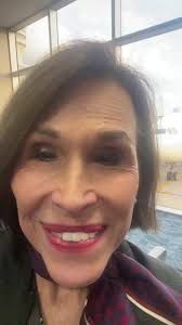 HAPPY FRIDAY #backyardjourneys #flightattendant #ATL #delta #prayforpeace  #FRIENDS #FYP