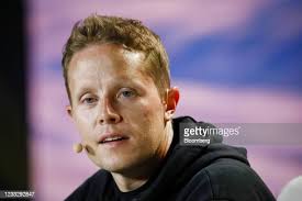 Jason Les, chief executive officer of Riot Blockchain, listens during...  Fotografía de noticias