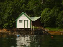 Die schöne und für bis zu vier personen eingerichtete ferienwohnung mit separatem eingang befindet sich im 1. Kostenloses Kleines Haus Am Meer Photos Freeimages Com