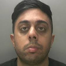 Drug dealers have gone online and launched 'home delivery' services during the pandemic, experts warn. Walsall Drug Dealer Masterminded Heroin Deal From Behind Bars Birmingham Live