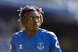 British actor known for his portrayals of shakespeare's great tragic characters. Confirmed Moise Kean Completes Loan Move To Psg Royal Blue Mersey
