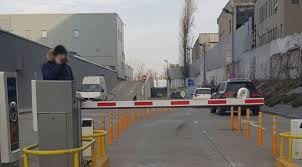 La folosirea cardului, plata este procesată imediat și nu se percepe vreun comision suplimentar. Ce SurprizÄƒ Sute De Locuri De Parcare Libere DupÄƒ Ce Veranda A Introdus Plata Hoinaru Ro