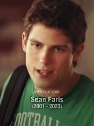Sean Farris's Instagram, Twitter & Facebook