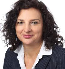 WIE ERREICHT MAN JUGENDLICHE HEUTE?