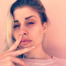 Staging the Supernatural: Ghosts and the Theater in Japanese Prints:  Brooks, Kit, Feltens, Frank, Moskowitz, Pearl: 9781588347206: Amazon.com:  Books