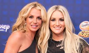Young britney spears foto masa kecil selebriti wallpaper. Britney Spears S Sister Jamie Lynn Was Reportedly Secretly Named Trustee Of Her Fortune Vanity Fair