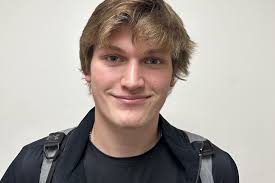 Boys Hockey: Lightning storm past Wolverines