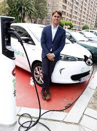Reserva ahora y paga más adelante con esta opción, puedes reservar un coche de alquiler sin pagar por adelantado. Gijon Es La Ciudad Que Mas Aposto Por El Alquiler De Coches Electricos El Comercio