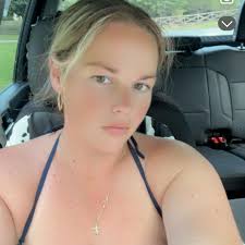 What places hire 15-year-olds and work with their school schedule?