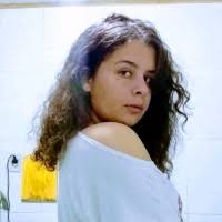 7 "Victoria Da Ponte" profiles