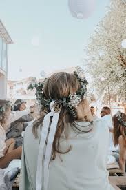 Long hair looks great in so many ways. Our Midsummer Boho Picnic Baby Shower Mondoxistbebe Mon Mode