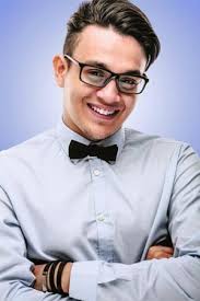 Wak selamat is the father of one siti hajar, who wishes to study abroad. Bisik Pada Langit 2017 Trakt Tv