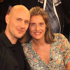 So ergreifend spricht Oli.P über seine krebskranke Frau: „Ihr Leben  zurückgeholt“