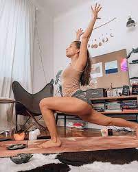 These are the latest article about instagram wieniawa and most popular topic in 2020 (check out the latest instagram wieniawa of 2019). Julia Wieniawa Dancing Without A Bra Spark Chronicles
