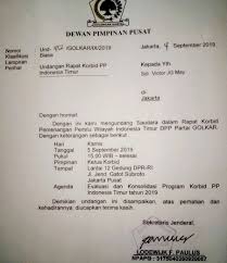 Dari kedua jenis surat ini mempunyai tujuan tersendiri dan tidak dapat digunakan di sembarang tempat. Dpp Golkar Pilih Rapat Di Dpr Bahas Pemenangan Pemilu Okezone Nasional