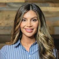 Deborah Rollo's Instagram, Twitter & Facebook