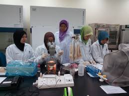 Assalamualaikum w.b.t, mood still in confuse sbab xtau la nk smbung degree ape memandangkan byak je cos2 yg menarik utk di isi. Juruteknologi Makmal Perubatan In English Jurupulih L