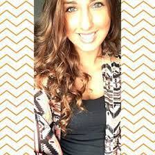 Danielle Heyl's Instagram, Twitter & Facebook