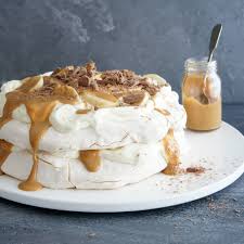 Banoffee Pavlova Recipe Pavlova Recipe Desserts Pavlova