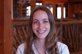 Maggie Steinhauer's Instagram, Twitter & Facebook