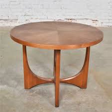 Pair of broyhill brasilia nightstands or side tables. Mid Century Modern Broyhill Brasilia Round Lamp End Or Side Table Warehouse 414