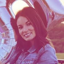 Jennifer Mattina's Instagram, Twitter & Facebook