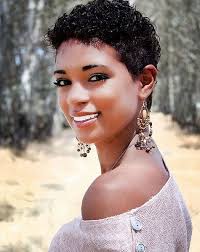 It is also equal both in length and width and to choose the right cut you will only need to select the features that you would. Best Short Hairstyles For Black Women With Round Faces Qiuyy Com Hairstyles Ideas Natural Hair Styles Curly Hair Styles Naturally Curly Hair Styles