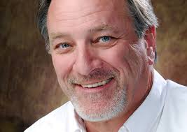 Former Tucson school board member Michael Hicks dies of COVID-19