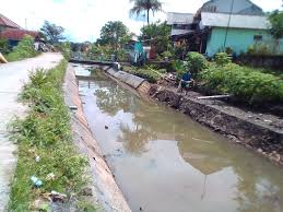 Harga tiket kolam renang taman mangkubumi taskmalayatiket rp 25.000ada salah satu wisata yang lagi diperbincangkan kembali di kota tasikmalaya yaitu kolam. Proyek Sungai Cikunten Kota Mangkubumi Menuai Polemik Di Tengah Masyarakat