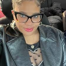 Khadijah Hampton's Instagram, Twitter & Facebook