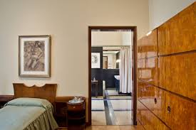 Perfetta Sinergia A Summer List Of Art And Books In Synergy Home Home Decor Bedroom Interior