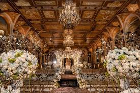 Featuring a beautiful selection of wedding decorations, invitation supplies, gift and favor supplies, photo booth props and more! David Tutera Event Planner Fashion Designer Wedding Expert