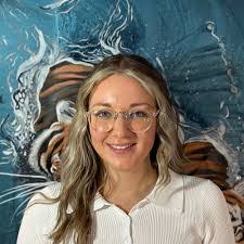 Candace Pearson's Instagram, Twitter & Facebook