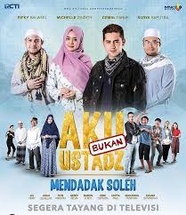 Dinda kirana mengawali kariernya sebagai artis sejak 2001. 10 Potret Shoumaya Tazkiyyah Pemeran Vera Di Aku Bukan Ustadz