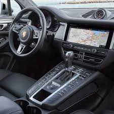 Carro Esporte Clube On Instagram Porsche Macan S 2019 Suv Compacto Com Visual Reestilizado Recebe Mais Uma Opcao De Motorizacao O Em 2020 Carros De Luxo Porsche Suv