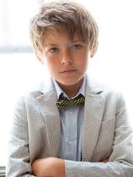 Kinderfrisuren Fur Jungs Frisur Jungs 2019 Coole Frisuren Fur Kleine Jungs Coole Jungs Frisu Little Boy Haircuts Toddler Boy Haircuts Kids Hairstyles Boys
