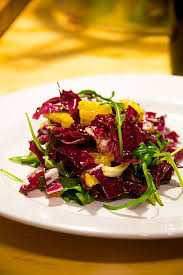 Rucola Radicchio Salat Mit Orange Von Catbuddy Chefkoch Radicchio Salat Lebensmittel Essen Salat