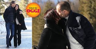 Jun 25, 2021 · massimiliano allegri, ambra angiolini, juventus, allenatore, attrice, pasticceria pansa, amalfi max allegri e ambra angiolini avvistati ad amalfi. Ambra Angiolini E Max Allegri Quanti Baci Sulla Neve Esclusivo Gossip