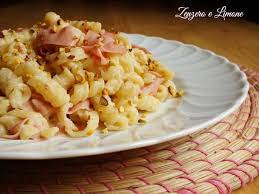 Nel vicinato cuociamo una testa d'aglio, avendo preliminarmente avvolto con un. Pasta Con Crema Di Topinambur Zenzero E Limone Ricette Idee Alimentari Pasta