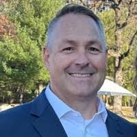 Bruce Harlow's Instagram, Twitter & Facebook